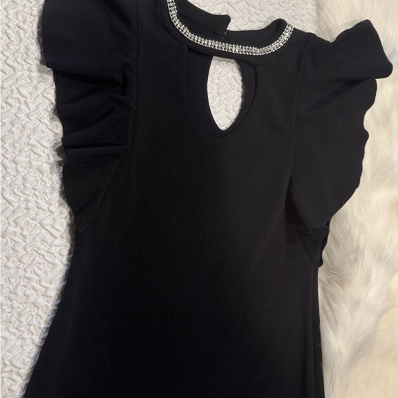 Elegant Black Bodycon Dress - Picture 5 of 13